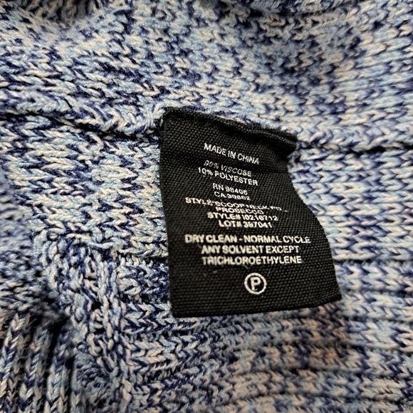 THEORY Women's Scoop Neck Pullover Sweater in Prosecco (Blue/White) - Picture 9 of 12